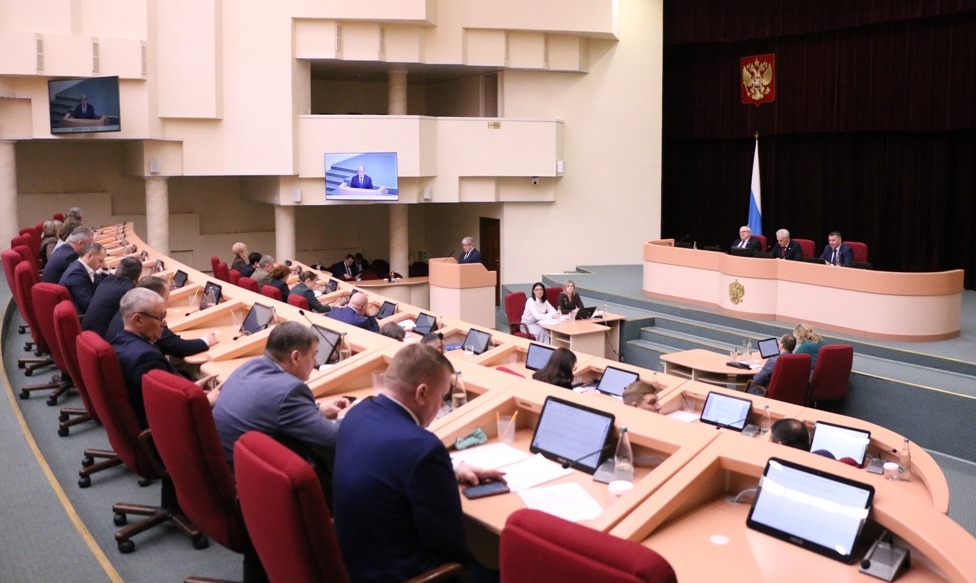 Декларации о доходах саратовских депутатов перестанут публиковать в Интернете